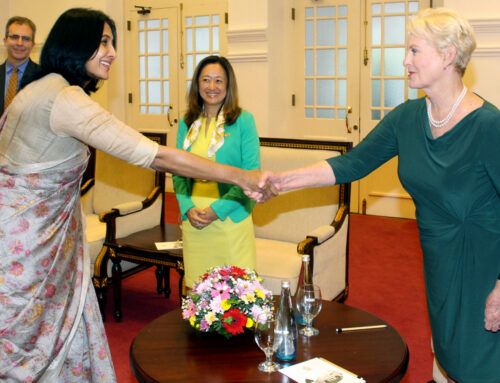 FOREIGN SECRETARY WELCOMES U.S. ASSISTANCE TO SRI LANKA IN MEETING WITH U.S. PRUN TO ROME